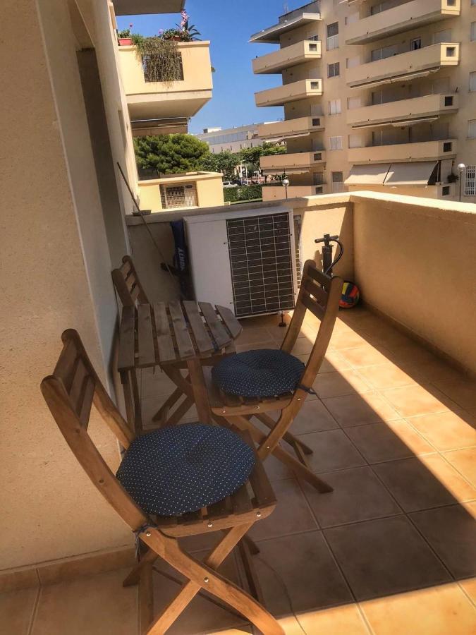 Residencial Aqua - La Pineda Apartman Salou Kültér fotó