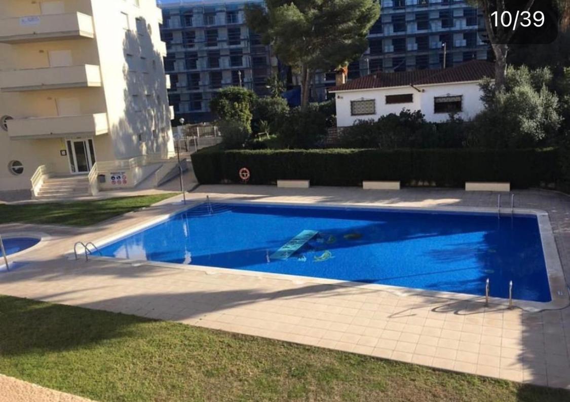 Residencial Aqua - La Pineda Apartman Salou Kültér fotó