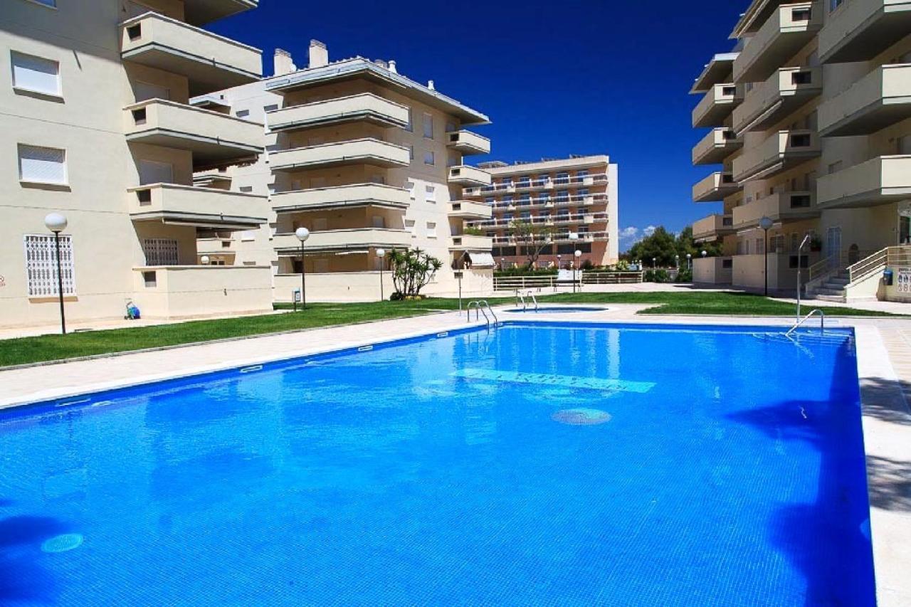 Residencial Aqua - La Pineda Apartman Salou Kültér fotó