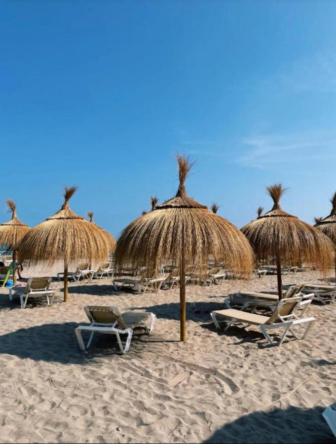 Residencial Aqua - La Pineda Apartman Salou Kültér fotó